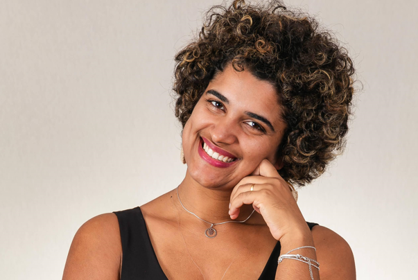 Beatriz Araújo Antônio Atílio